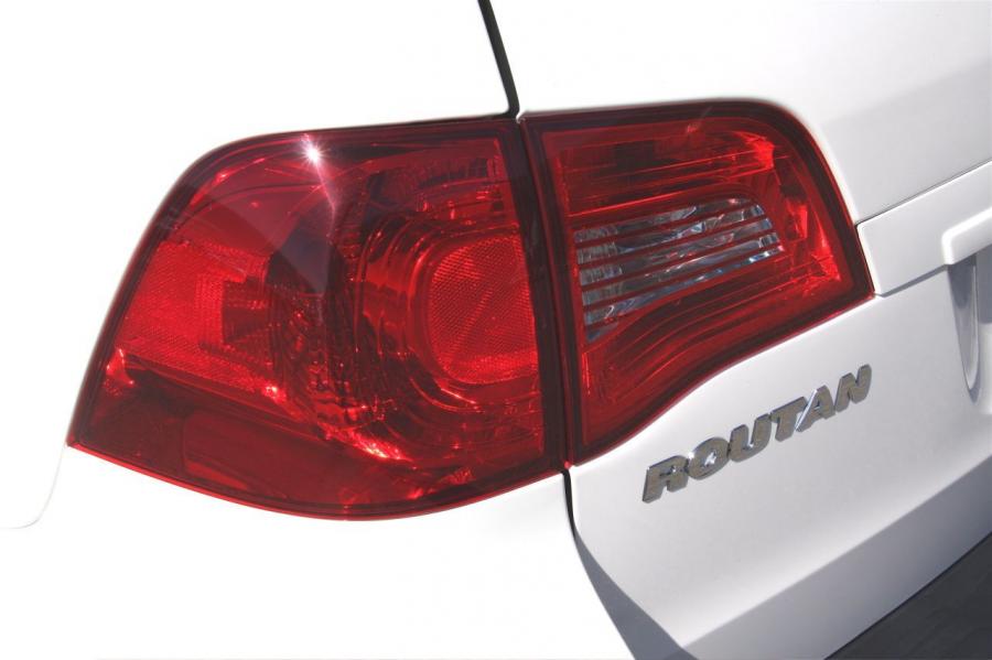  Volkswagen Routan 2009 года  (фото 61 из 80)